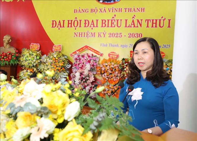 Phó Chủ tịch Ủy ban MTTQ tỉnh Phú Thọ Bùi Thị Thu Hằng phát biểu tại Đại hội. Ảnh: Hoàng Hùng - TTXVN
