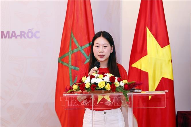 Tổng Thư ký Hội sinh viên Việt Nam tại Maroc Nguyễn Quỳnh Phương phát biểu. Ảnh: Doãn Tấn – TTXVN