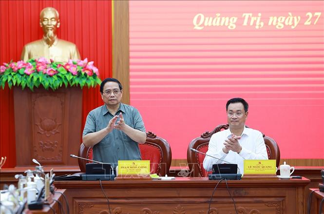 Thủ tướng Phạm Minh Chính chủ trì làm việc với Ban Thường vụ Tỉnh uỷ Quảng Trị. Ảnh: Dương Giang-TTXVN 
