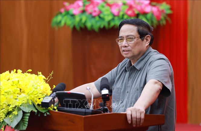 Thủ tướng Phạm Minh Chính kết luận buổi làm việc với Ban Thường vụ Tỉnh uỷ Quảng Trị. Ảnh: Dương Giang-TTXVN