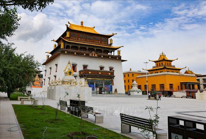 Tu viện Gandan Khiid là một trong những tu viện phật giáo lớn nhất và cũng là điểm tham quan, thu hút nhiều du khách ở Mông Cổ. Ảnh: Thanh Tùng - TTXVN
