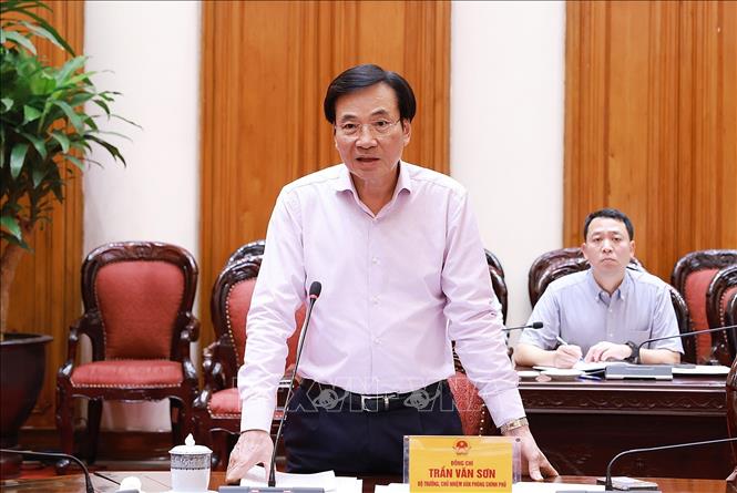 Bộ trưởng, Chủ nhiệm Văn phòng Chính phủ Trần Văn Sơn phát biểu. Ảnh: Dương Giang-TTXVN 
