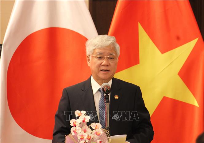 Chủ tịch Ủy ban Trung ương Mặt trận Tổ quốc Việt Nam Đỗ Văn Chiến phát biểu tại buổi làm việc. Ảnh: Phạm Tuân - PV TTXVN tại Nhật Bản