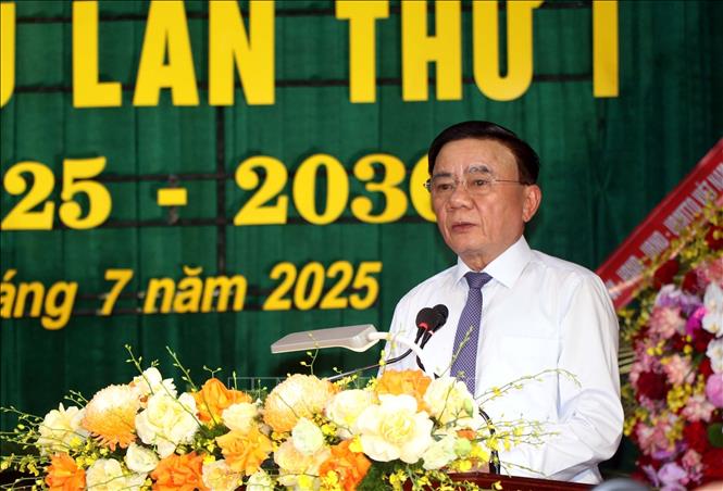 Đồng chí Trần Cẩm Tú, Ủy viên Bộ Chính trị, Thường trực Ban Bí thư phát biểu tại Đại hội. Ảnh: Công Tường-TTXVN