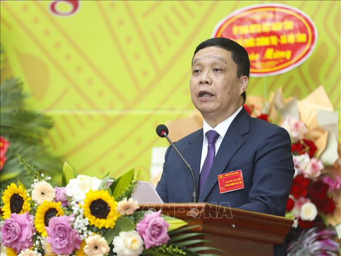 Bí thư Đảng ủy xã Na Son Trần Thanh Kiên phát biểu khai mạc Đại hội. Ảnh: Xuân Tư - TTXVN