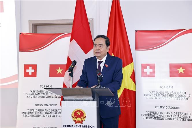Chủ tịch Quốc hội Trần Thanh Mẫn phát biểu khai mạc Tọa đàm 