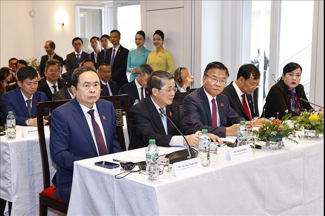 Chủ tịch Quốc hội Trần Thanh Mẫn dự khai mạc Tọa đàm 
