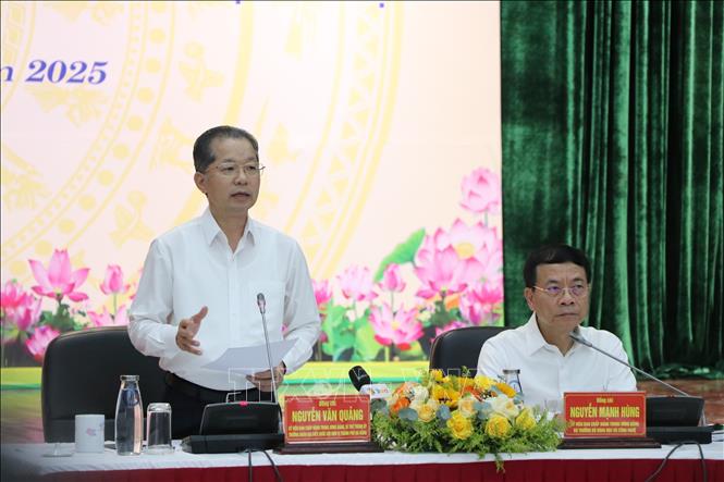 Bí thư Thành ủy Đà Nẵng Nguyễn Văn Quảng phát biểu tại buổi làm việc. Ảnh: Khoa Chương - TTXVN