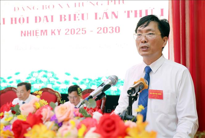 Bí thư Đảng uỷ xã Hưng Phú Đào Quốc Tuấn phát biểu. Ảnh: Thế Duyệt - TTXVN
