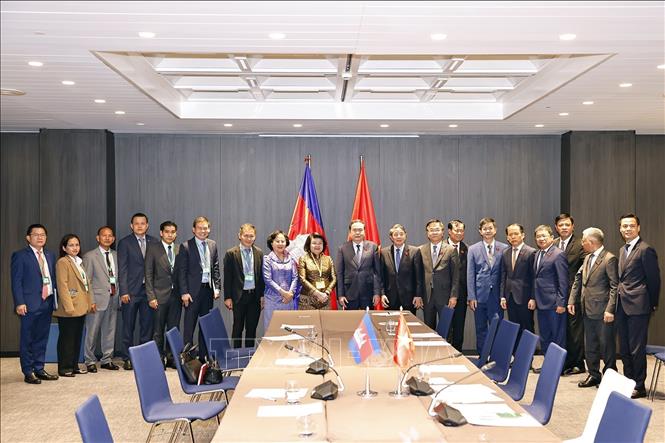 Chủ tịch Quốc hội Trần Thanh Mẫn hội kiến Chủ tịch Quốc hội Campuchia Samdech Maha Rathsapheathika Thipadei Khuon Sudary. Ảnh: Doãn Tấn – TTXVN