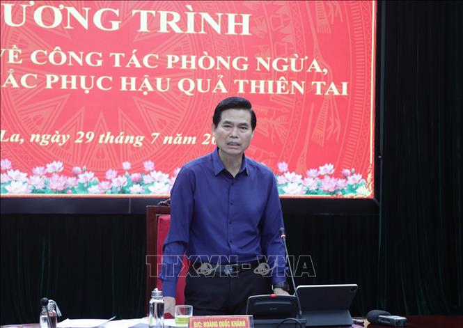 Ông Hoàng Quốc Khánh, Bí thư Tỉnh ủy Sơn La phát biểu tại buổi làm việc. Ảnh: Nguyễn Cường - TTXVN