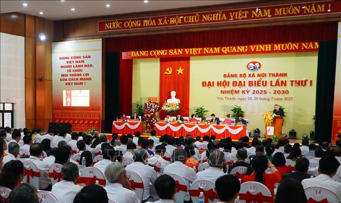 Đà Nẵng: Đại hội đại biểu Đảng bộ xã Núi Thành nhiệm kỳ 2025 - 2030. Ảnh: Trần Tĩnh - TTXVN                   
