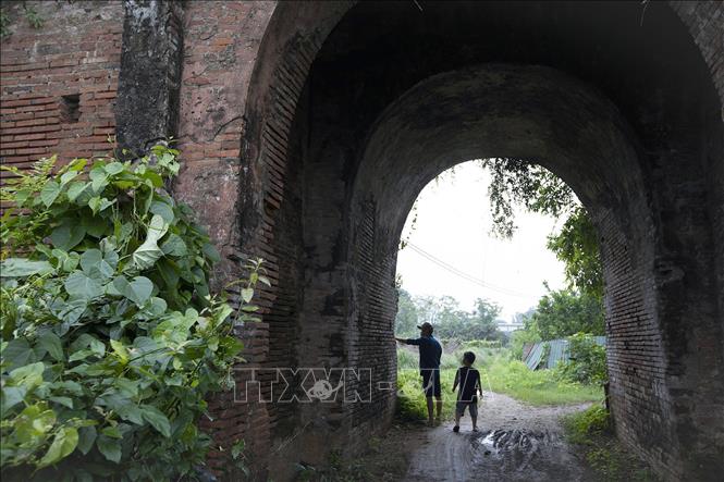 “Thành Nhà Mạc” xã Cao Dương, tỉnh Phú Thọ vẫn là một địa danh lưu giữ bí ẩn và đang dần mai một. Ảnh: Trọng Đạt-TTXVN