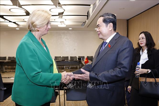 Chủ tịch Quốc hội Trần Thanh Mẫn gặp Chủ tịch Thượng viện Đức Anke Rehlinger. Ảnh: Doãn Tấn – TTXVN