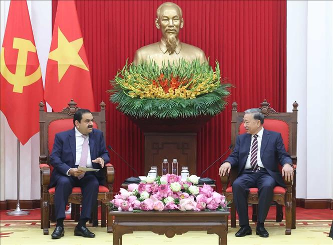 Tổng Bí thư Tô Lâm tiếp ông Gautam Adani, Chủ tịch Tập đoàn Adani của Ấn Độ. Ảnh: Thống Nhất – TTXVN