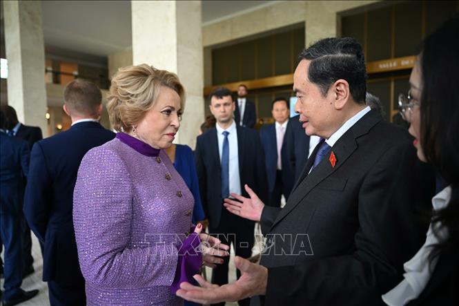 NA Chairman Tran Thanh Man meets with Chairwoman of the Federation Council of Russia Valentina Matviyenko. VNA Photo: Doãn Tấn