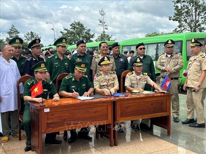 A view of the handover ceremony. VNA/Photo by courtesy