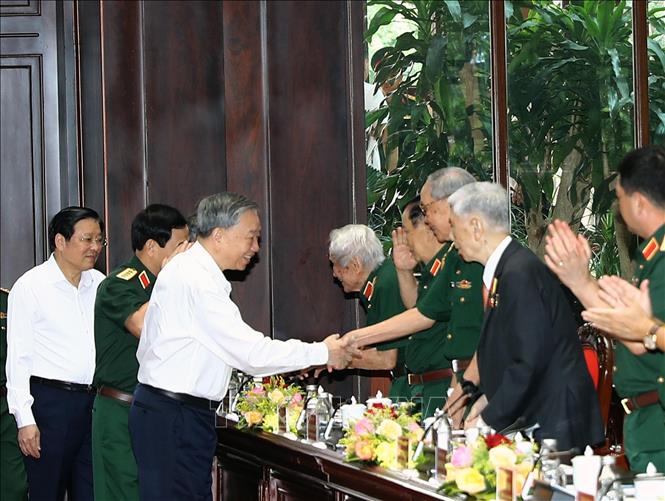 Tổng Bí thư Tô Lâm với các đại biểu tại buổi gặp mặt. Ảnh: Trọng Đức – TTXVN