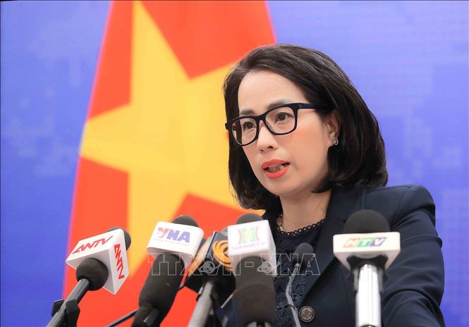 Spokeswoman of the Ministry of Foreign Affairs Pham Thu Hang at the press briefing. VNA Photo: An Đăng