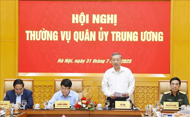 Party General Secretary To Lam speaks at the meeting. VNA Photo/Photo by courtesy