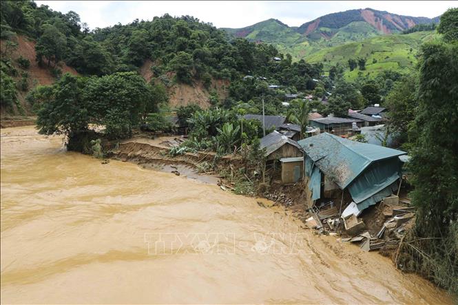 Mưa lũ gây thiệt hại tại bản Suối Lư, xã Xa Dung, tỉnh Điện Biên. Ảnh: TTXVN