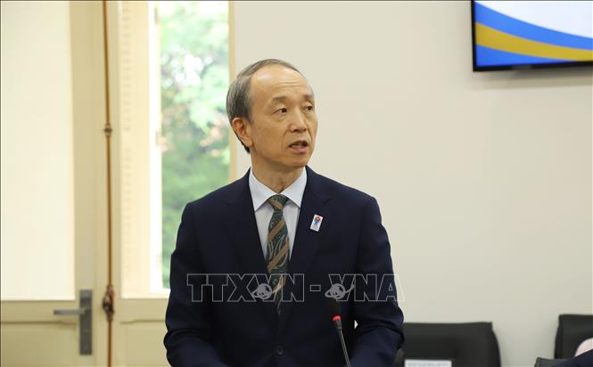 Masuo Ono, Consul General of Japan in Ho Chi Minh City, speaks at the signing ceremony. VNA Photo: Đinh Hằng