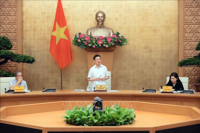 Deputy Prime Minister Ho Duc Phoc chairs the meeting. VNA Photo: An Đăng