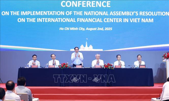 Thủ tướng Phạm Minh Chính chủ trì Hội nghị quán triệt, triển khai Nghị quyết của Quốc hội về Trung tâm tài chính quốc tế tại Việt Nam. Ảnh: Dương Giang-TTXVN
