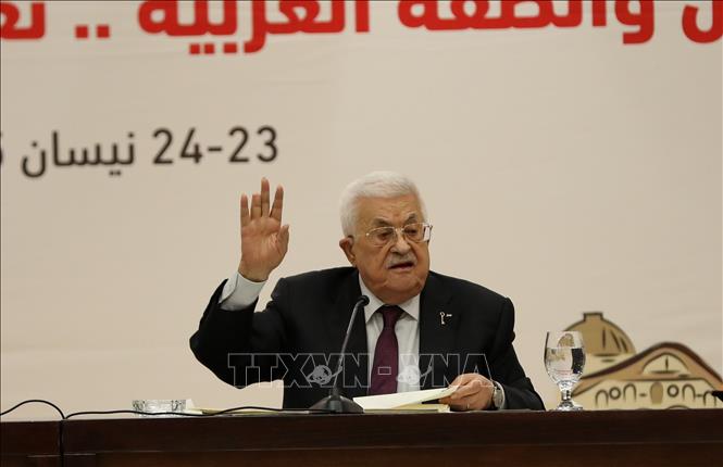 Tổng thống Palestine Mahmoud Abbas phát biểu tại Ủy ban Trung ương Tổ chức giải phóng Palestine tại thành phố Ramallah, Khu Bờ Tây, ngày 23/4/2025. Ảnh: THX/TTXVN