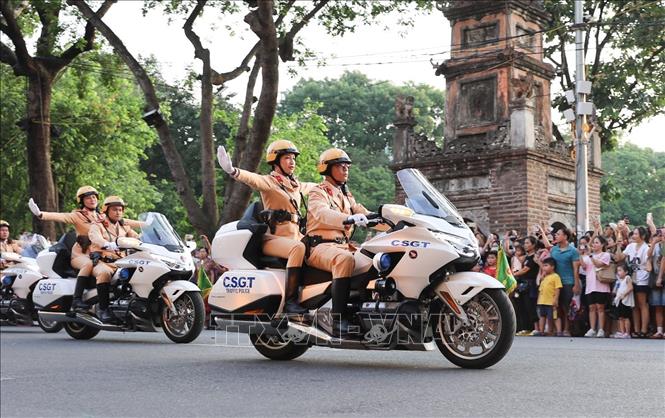 Màn biểu dương lực lượng của chiến sĩ Công an. Ảnh: Khánh Hoà - TTXVN