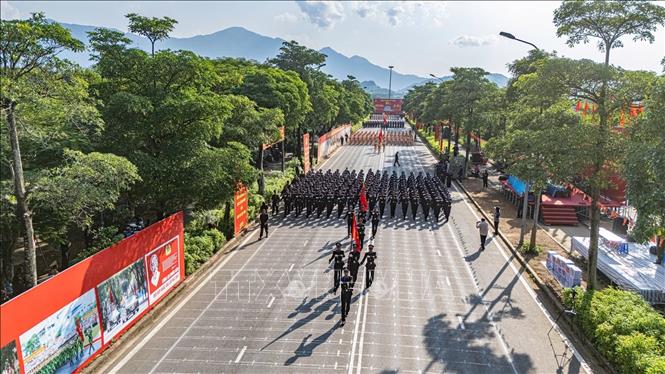 Các khối chiến sĩ Công an nhân dân tham gia diễu binh, diễu hành Kỷ niệm 80 năm Cách mạng tháng Tám và Quốc khánh 2/9 tại buổi hợp luyện. Ảnh: Phạm Tuấn Anh - TTXVN