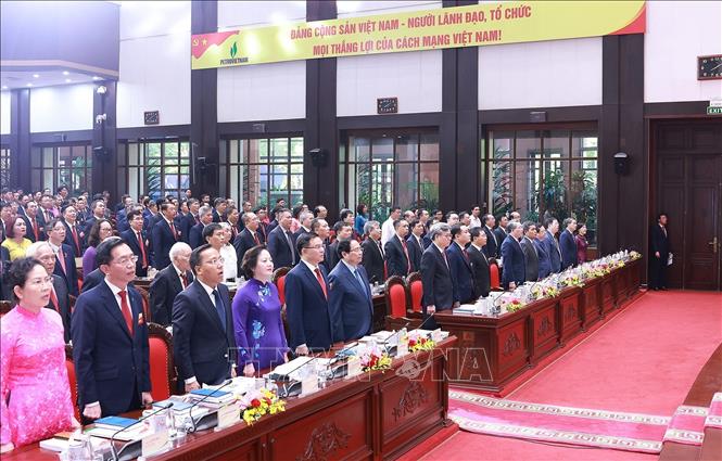 Thủ tướng Phạm Minh Chính, Bí thư Đảng uỷ Chính phủ và các đại biểu dự Đại hội đại biểu Đảng bộ Tập đoàn Công nghiệp - Năng lượng Quốc gia Việt Nam lần thứ tư, nhiệm kỳ 2025-2030. Ảnh: Dương Giang-TTXVN
