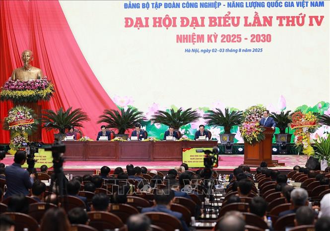 Thủ tướng Phạm Minh Chính, Bí thư Đảng uỷ Chính phủ phát biểu chỉ đạo tại Đại hội. Ảnh: Dương Giang-TTXVN