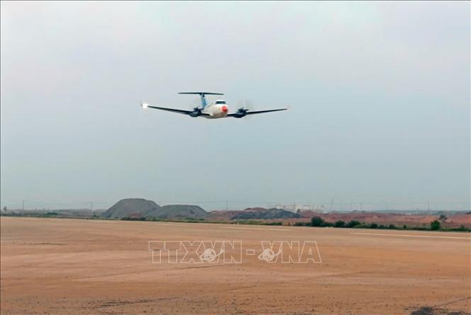 Máy bay bay đánh giá phương thức bay tại sân bay Long Thành, ngày 2/8/2025. Ảnh: TTXVN phát