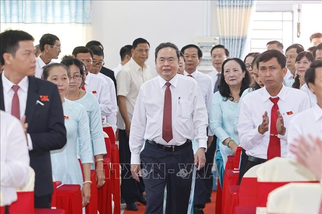 Chủ tịch Quốc hội Trần Thanh Mẫn dự Đại hội đại biểu Đảng bộ xã Thạnh Xuân lần thứ nhất, nhiệm kỳ 2025 - 2030. Ảnh: Doãn Tấn - TTXVN