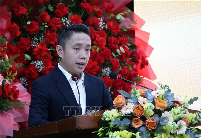 Ông Vũ Nam Thắng, Chủ tịch Hội đồng quản trị Công ty Cổ phần Thể thao SHB Đà Nẵng kiêm Chủ tịch Câu lạc bộ bóng đá SHB Đà Nẵng phát biểu về mục tiêu của CLB ở mùa giải mới. Ảnh: Trần Lê Lâm – TTXVN