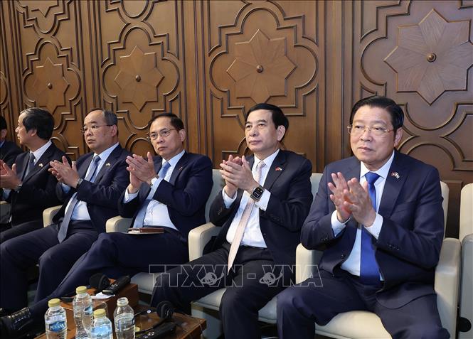 Đoàn đại biểu cấp cao Việt Nam dự tại Trụ sở Liên đoàn Arab. Ảnh: Lâm Khánh - TTXVN