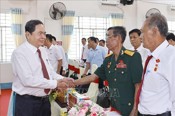NA Chairman Tran Thanh Man meets delegates at the event. VNA Photo: Doãn Tấn