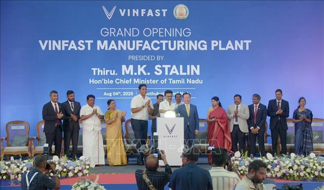 VinFast inaugurates first offshore EV assembly plant in India - VNA ...