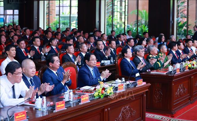 Thủ tướng Phạm Minh Chính và các đại biểu dự Đại hội đại biểu Đảng bộ Bộ Xây dựng lần thứ nhất, nhiệm kỳ 2025 - 2030. Ảnh: Dương Giang-TTXVN
