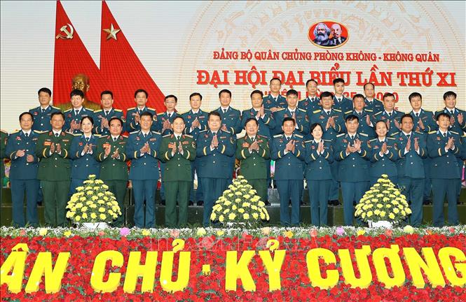 Thượng tướng Lê Huy Vịnh, Ủy viên Trung ương Đảng, Ủy viên Quân uỷ Trung ương, Thứ trưởng Bộ Quốc phòng và các đại biểu tại Đại hội. Ảnh: Trọng Đức - TTXVN