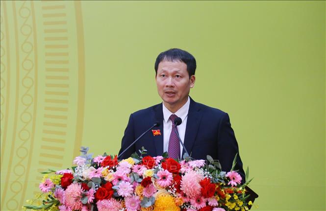 Đồng chí Vũ Hồng Văn, Bí thư Tỉnh ủy, Trưởng đoàn Đại biểu Quốc hội tỉnh, Bí thư Đảng ủy Quân sự tỉnh Đồng Nai phát biểu tại Đại hội. Ảnh: Lê Xuân-TTXVN