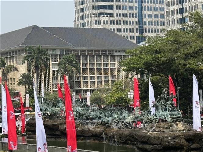 Đường phố Jakarta (Indonesia). Ảnh: Đỗ Quyên – PV TTXVN tại Indonesia