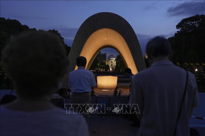 Lễ tưởng niệm 80 năm ngày Mỹ ném bom nguyên tử xuống thành phố Hiroshima, tại Công viên Tưởng niệm Hòa bình ở Hiroshima, Nhật Bản ngày 6/8/2025. Ảnh: Kyodo/TTXVN