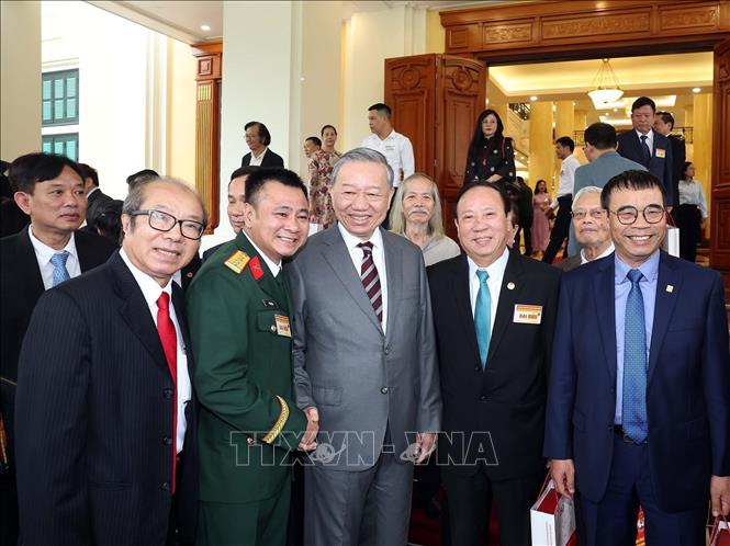 Tổng Bí thư Tô Lâm và các đại biểu. Ảnh: Thống Nhất - TTXVN 