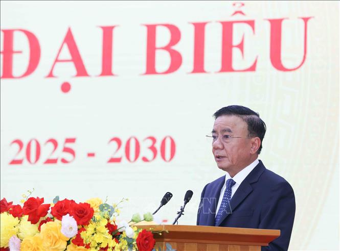 Đồng chí Trần Cẩm Tú, Uỷ viên Bộ Chính trị, Thường trực Ban Bí thư, Bí thư Đảng uỷ các cơ quan Đảng Trung ương phát biểu chỉ đạo Đại hội. Ảnh: Phương Hoa – TTXVN 