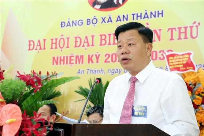 Ủy viên Ban Thường vụ Thành ủy, Trưởng ban Quản lý Khu kinh tế Hải Phòng Lê Trung Kiên phát biểu chỉ đạo Đại hội. Ảnh: Mạnh Tú - TTXVN