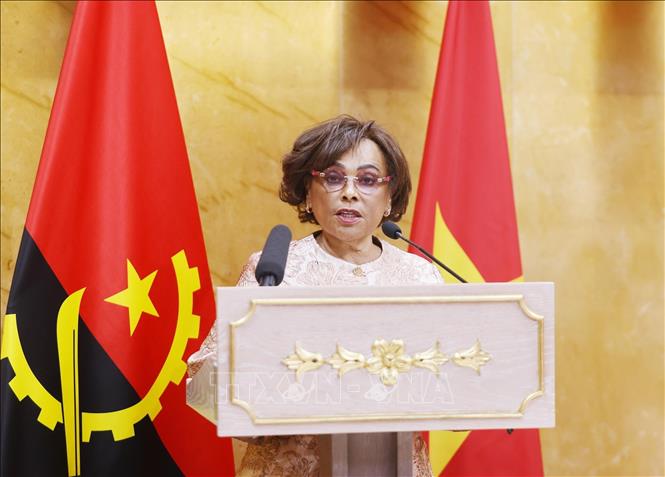 Chủ tịch Quốc hội Angola Carolina Cerqueira phát biểu. Ảnh: Lâm Khánh - TTXVN 