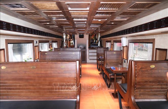 Tầng 1 của đoàn tàu “The Hanoi Train”(hay còn được gọi đoàn tàu 'Hà Nội 5 cửa ô'). Ảnh:Thành Phương – TTXVN 
