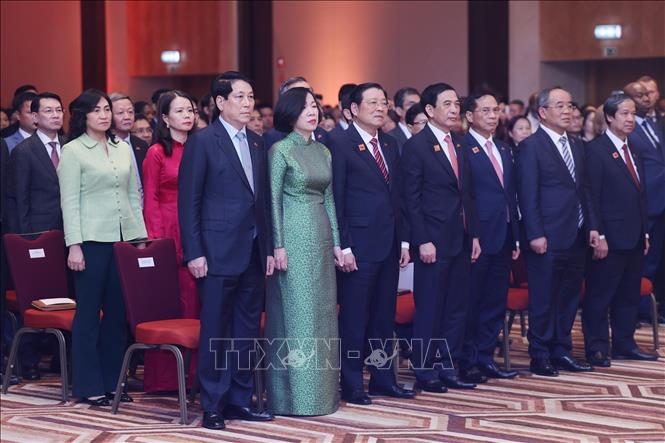 President Luong Cuong, his spouse, and the Vietnamese high-ranking delegation attend the event. VNA Photo: Lâm Khánh